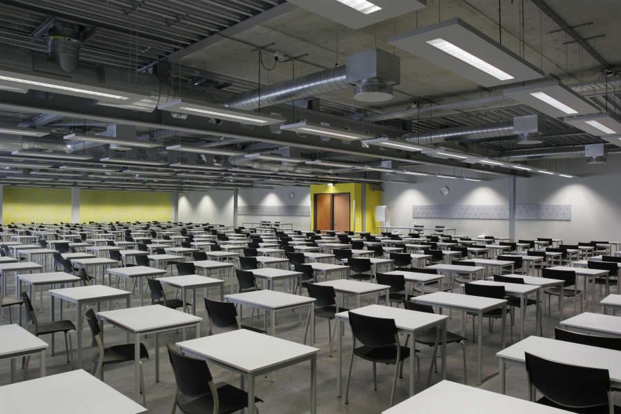 COLLEGEZAAL AMC Amsterdam 2.JPG
